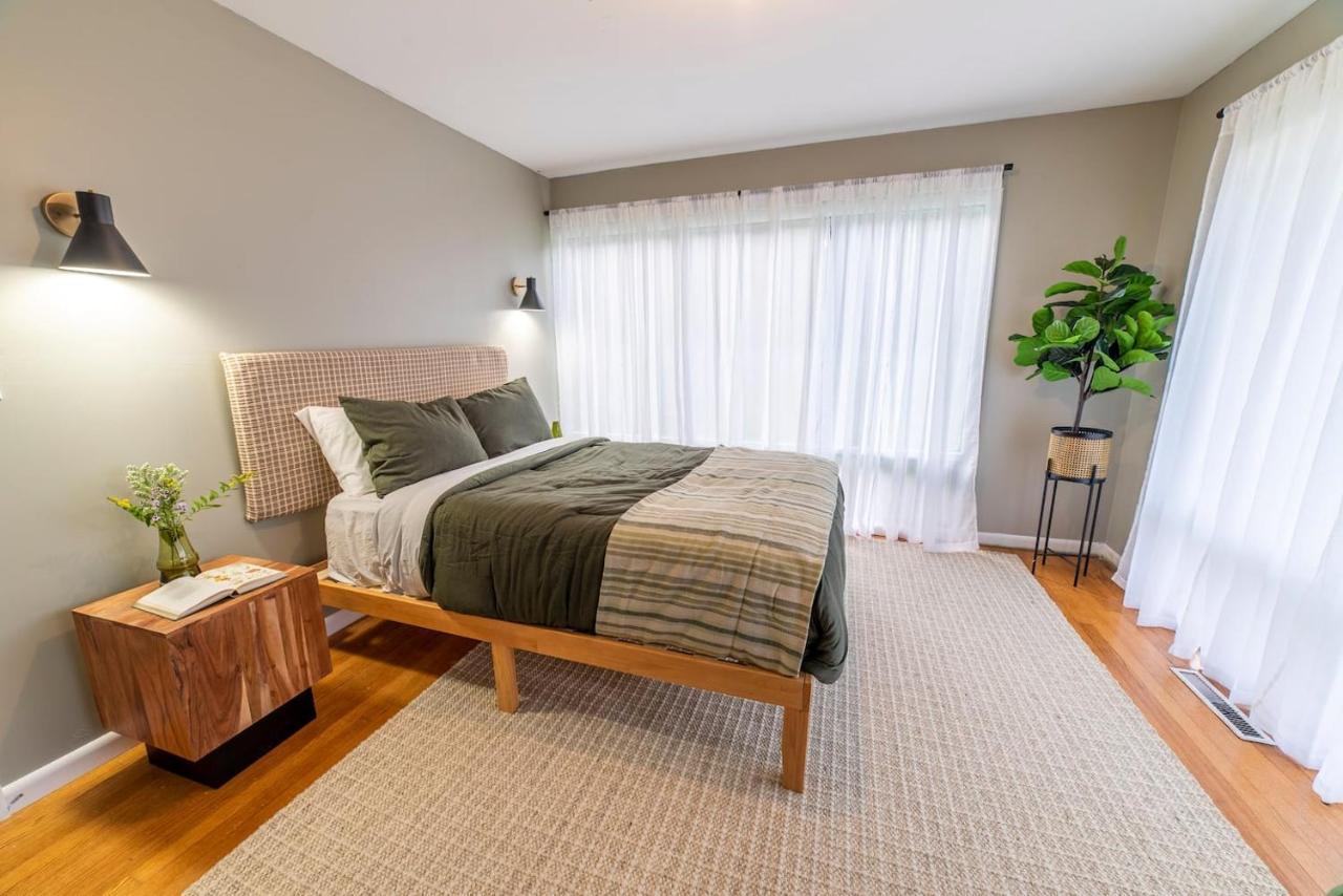 The Springs Motel New Ashford Экстерьер фото