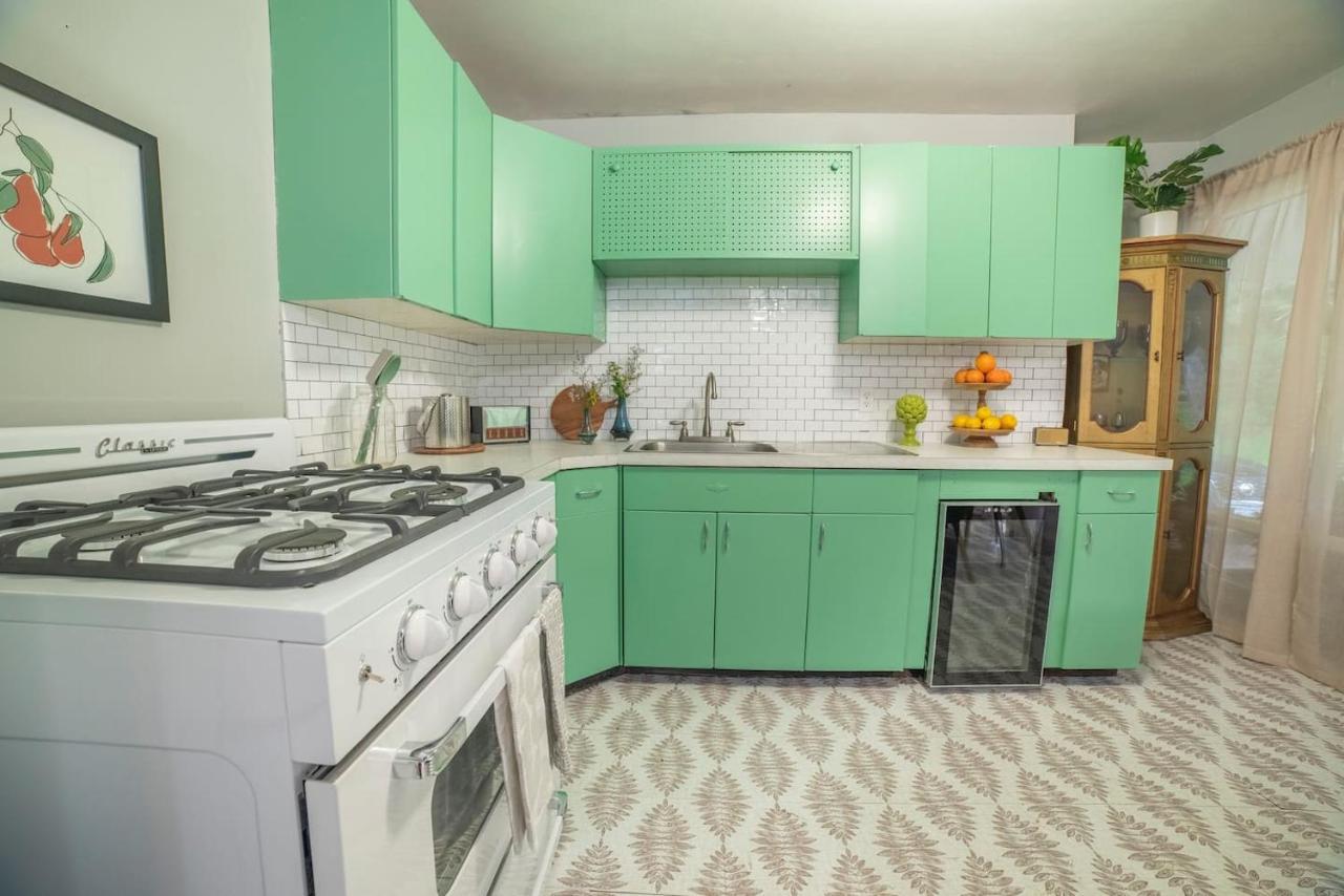 The Springs Motel New Ashford Экстерьер фото
