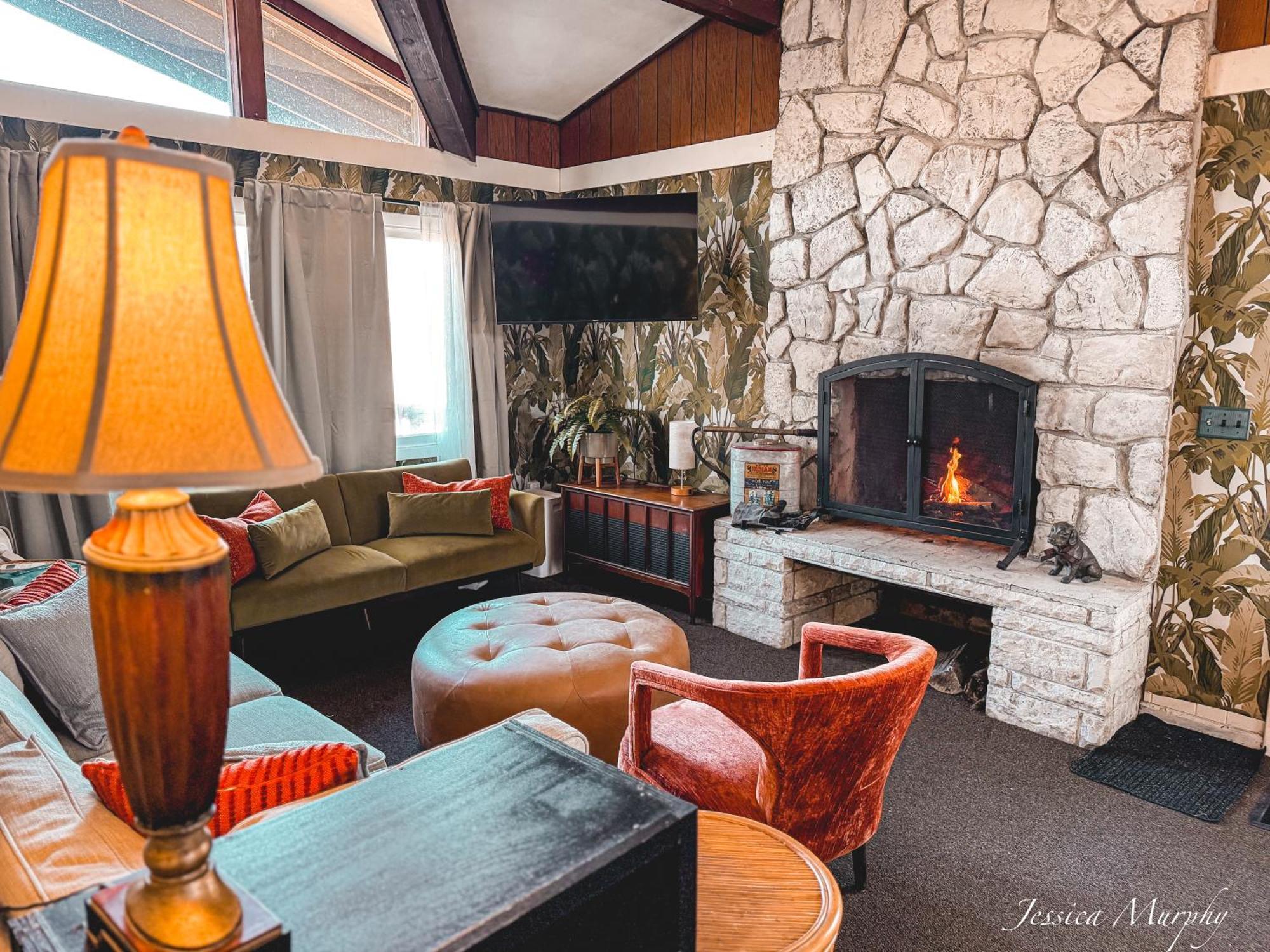 The Springs Motel New Ashford Экстерьер фото